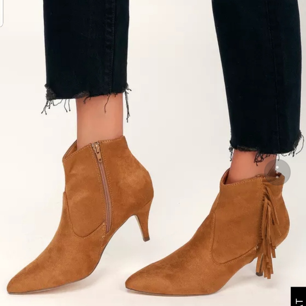 boots - Picture 2 of 3